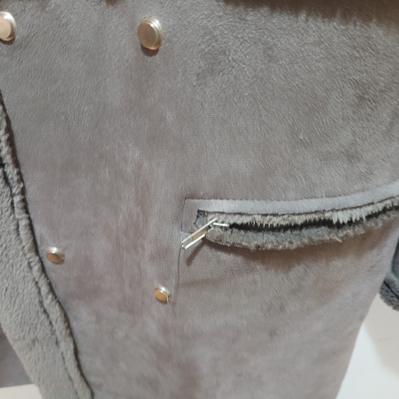 Grey coat - Picture 6 of 9